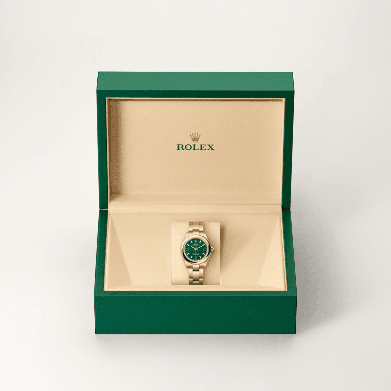 rolex Oyster Perpetual in 18 ct yellow gold, M276208-0002 - Global Watch Company (GWC)
